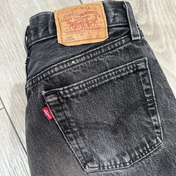 Vintage Levi’s 501 “Student” Edition Jeans - Picture 9 of 9
